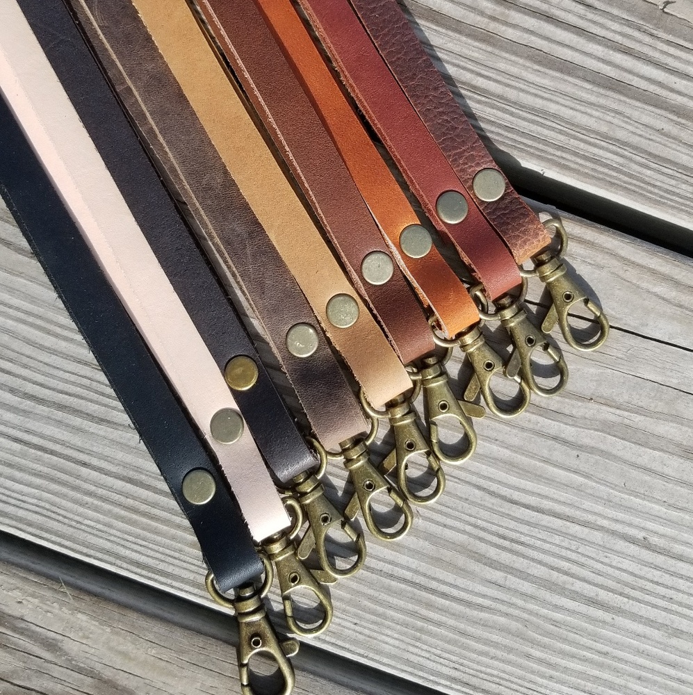 Leather neck lanyard